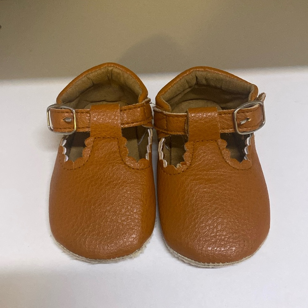 Toddler Brown Dress shoes size 4